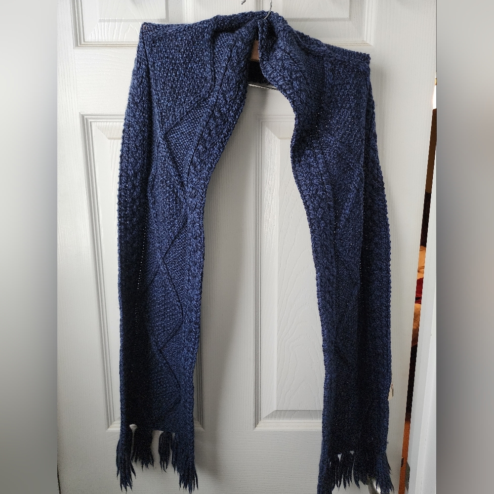 Carraig donn handkit wool scarf